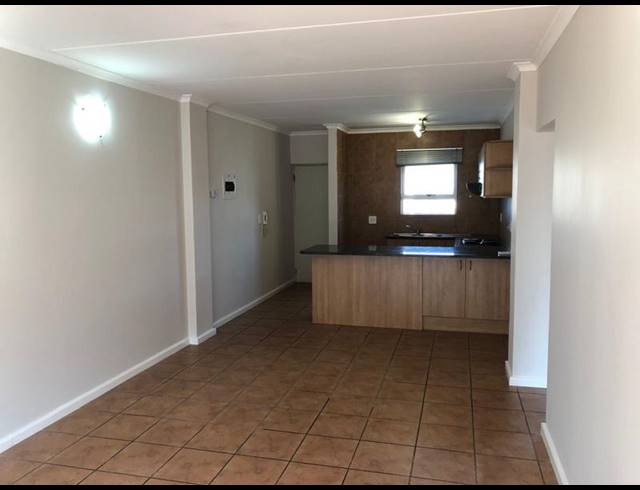 2 BEDROOM PROPERTY TO RENT IN VREDEKLOOF EAST